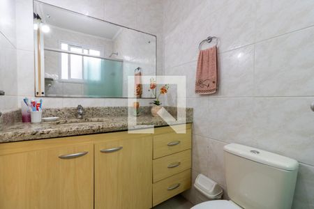 Banheiro de casa à venda com 3 quartos, 234m² em Nonoai, Porto Alegre