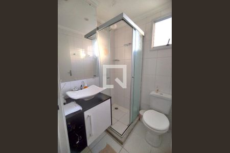 Banheiro de apartamento à venda com 2 quartos, 48m² em Cidade Líder, São Paulo