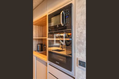 Cozinha de apartamento para alugar com 1 quarto, 64m² em Empresarial 18 do Forte, Barueri