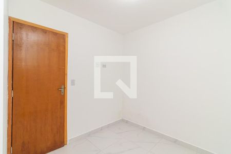 Quarto 1 de apartamento para alugar com 2 quartos, 42m² em Vila Guilhermina, São Paulo