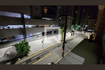 Vista da Sala de apartamento para alugar com 2 quartos, 70m² em Aparecida, Santos