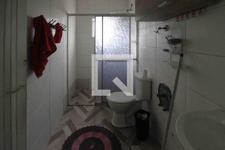 Banheiro Social 2 de casa à venda com 1 quarto, 270m² em Vila Independencia, São Paulo