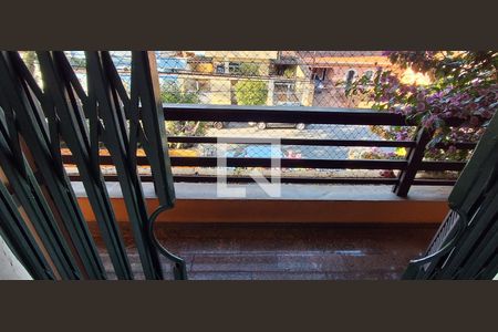 Sacada suíte 1 de casa à venda com 4 quartos, 298m² em Jardim Orlandina, São Bernardo do Campo