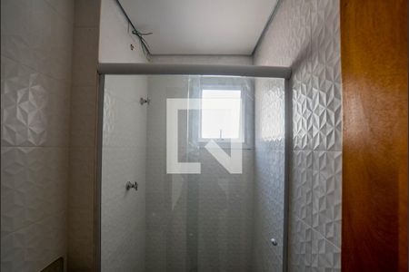 Banheiro da Suíte de apartamento para alugar com 2 quartos, 54m² em Silveira, Santo André
