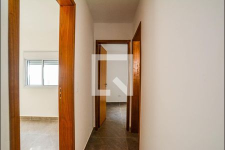 Corredor de apartamento para alugar com 2 quartos, 54m² em Silveira, Santo André