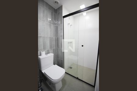 Banheiro de apartamento para alugar com 1 quarto, 30m² em Indianópolis, São Paulo