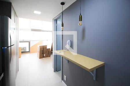 Cozinha de apartamento para alugar com 1 quarto, 30m² em Indianópolis, São Paulo