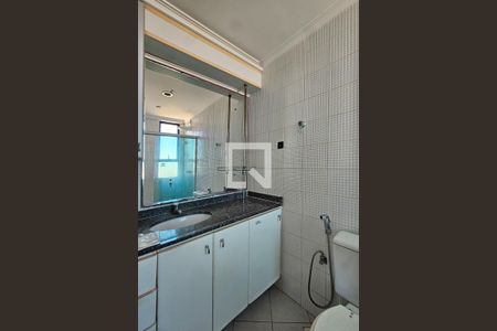 Banheiro de apartamento para alugar com 1 quarto, 40m² em Brotas, Salvador
