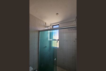 Banheiro de apartamento para alugar com 1 quarto, 40m² em Brotas, Salvador