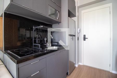 Cozinha de apartamento para alugar com 1 quarto, 26m² em Vila Lageado, São Paulo