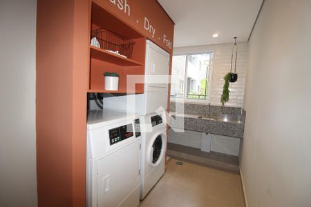 Area Comum - Lavanderia de apartamento para alugar com 1 quarto, 26m² em Vila Lageado, São Paulo