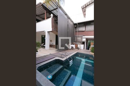 Área comum de casa à venda com 4 quartos, 318m² em Planalto, Belo Horizonte
