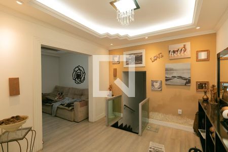 Corredor de casa à venda com 4 quartos, 318m² em Planalto, Belo Horizonte