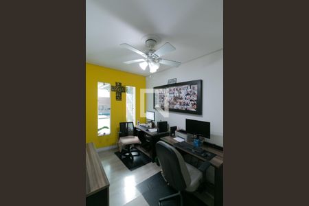 Escritório de casa à venda com 4 quartos, 318m² em Planalto, Belo Horizonte