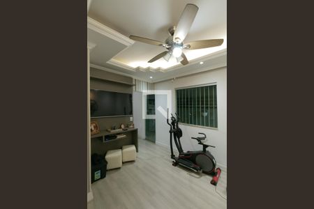 Sala de casa à venda com 4 quartos, 318m² em Planalto, Belo Horizonte