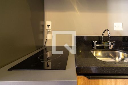 Cozinha de kitnet/studio para alugar com 1 quarto, 20m² em Jardim das Acacias, São Paulo