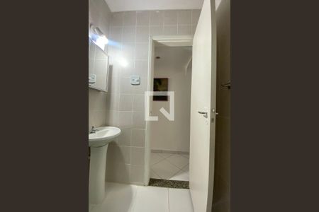 Banheiro de apartamento à venda com 1 quarto, 30m² em Copacabana, Rio de Janeiro