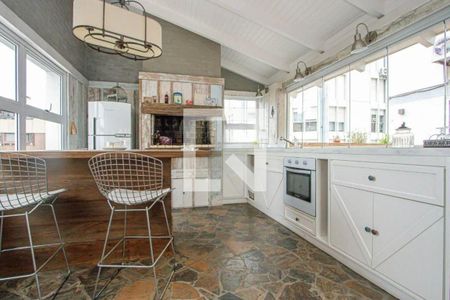 Apartamento à venda com 2 quartos, 145m² em Moinhos de Vento, Porto Alegre