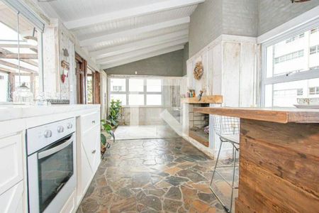 Apartamento à venda com 2 quartos, 145m² em Moinhos de Vento, Porto Alegre