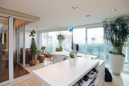 Apartamento à venda com 4 quartos, 207m² em Vila Andrade, São Paulo