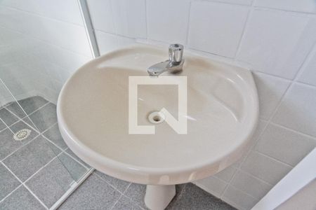Banheiro de apartamento à venda com 2 quartos, 79m² em Vila Baruel, São Paulo