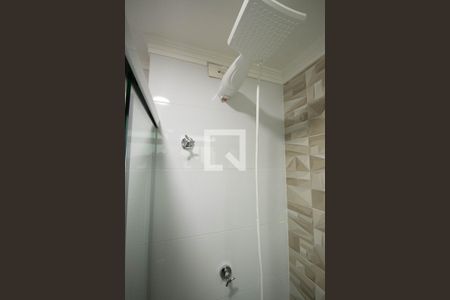 Banheiro de apartamento para alugar com 1 quarto, 28m² em Vila Gustavo, São Paulo