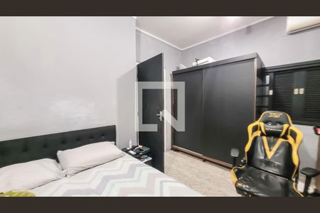 Quarto 4 de casa à venda com 4 quartos, 320m² em Vila Industrial (campinas), Campinas