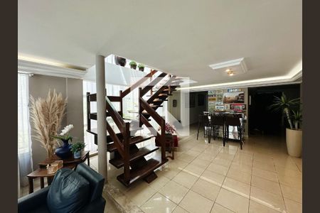 Sala de Estar 1 de casa de condomínio para alugar com 3 quartos, 566m² em Gramado, Cotia