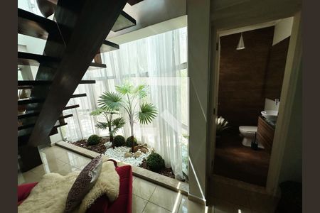 Sala de Estar 1 de casa de condomínio para alugar com 3 quartos, 566m² em Gramado, Cotia