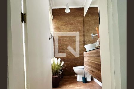 Lavabo de casa de condomínio para alugar com 3 quartos, 566m² em Gramado, Cotia