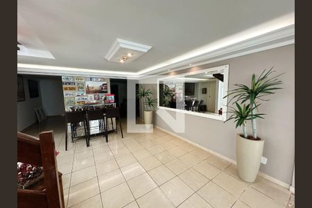 Sala de Estar 1 de casa de condomínio para alugar com 3 quartos, 566m² em Gramado, Cotia