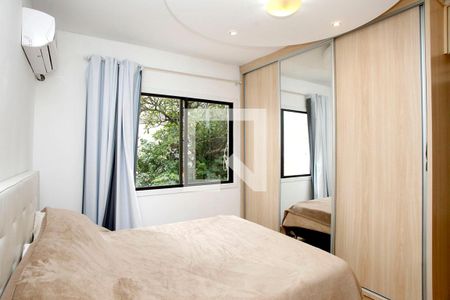 Quarto 1 de apartamento para alugar com 2 quartos, 60m² em Cidade Baixa, Porto Alegre