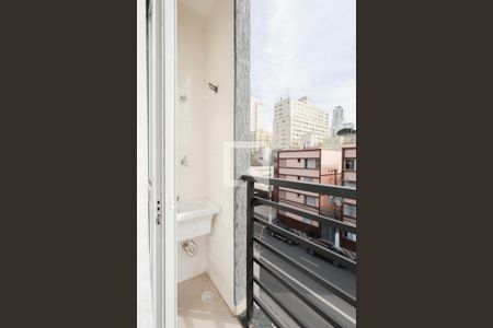Varanda e área de serviço de apartamento para alugar com 1 quarto, 33m² em Santana, São Paulo