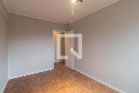 Quarto 1 de apartamento à venda com 2 quartos, 67m² em Santo Antônio, Porto Alegre