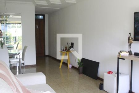 Sala de apartamento para alugar com 3 quartos, 93m² em Stiep, Salvador