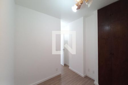 Quarto  de apartamento à venda com 1 quarto, 55m² em Bosque, Campinas