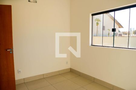 Quarto 2 de casa para alugar com 3 quartos, 200m² em Jardim Maria Inês, Aparecida de Goiânia