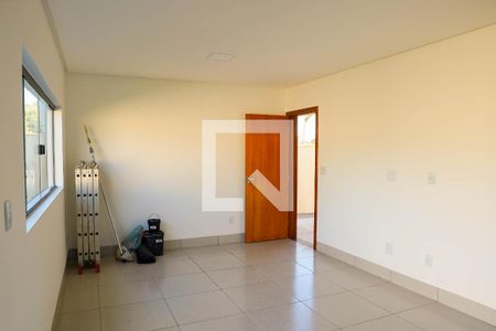 Sala de casa para alugar com 3 quartos, 200m² em Jardim Maria Inês, Aparecida de Goiânia