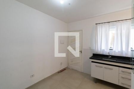 Sala/Cozinha de apartamento à venda com 1 quarto, 28m² em Vila Ré, São Paulo
