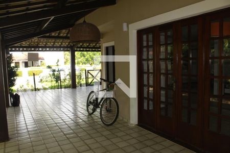 Corredor de casa de condomínio para alugar com 4 quartos, 390m² em Piatã, Salvador