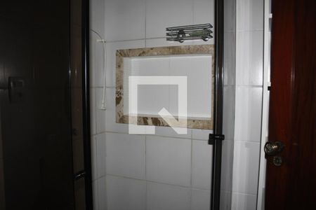Banheiro Social de casa de condomínio para alugar com 4 quartos, 390m² em Piatã, Salvador