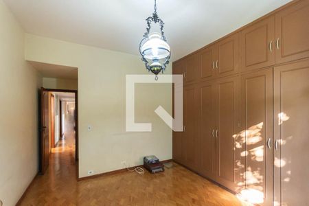 Quarto 1 de apartamento à venda com 4 quartos, 120m² em Tijuca, Rio de Janeiro