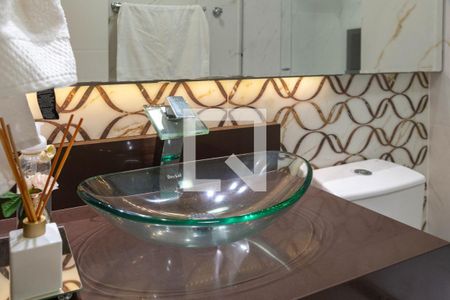 Banheiro da Suíte 2 de apartamento à venda com 2 quartos, 72m² em Vila Antonieta, Guarulhos