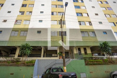 Fachada do bloco de apartamento para alugar com 3 quartos, 80m² em Centro, Diadema
