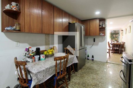 Cozinha de casa de condomínio à venda com 4 quartos, 300m² em Barra da Tijuca, Rio de Janeiro
