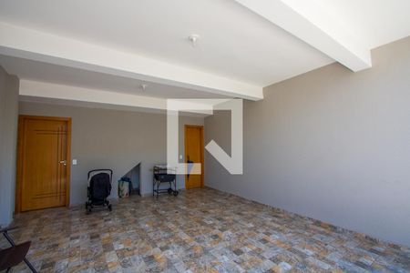 Garagem de casa à venda com 2 quartos, 114m² em Vila Bela Vista, Santo André