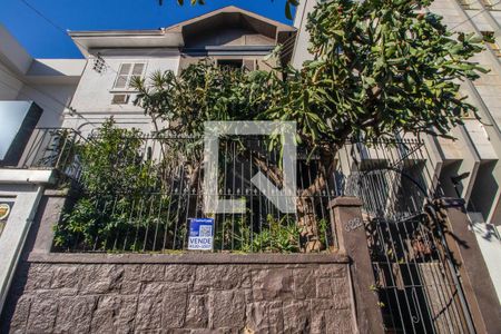 Fachada de casa à venda com 3 quartos, 199m² em Mont’serrat, Porto Alegre