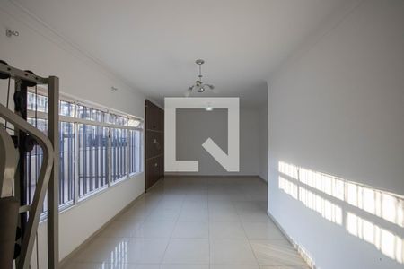 Sala de casa para alugar com 3 quartos, 240m² em Jardim Daysy, São Paulo