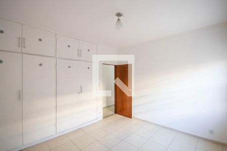 Quarto 2 de casa para alugar com 3 quartos, 240m² em Jardim Daysy, São Paulo