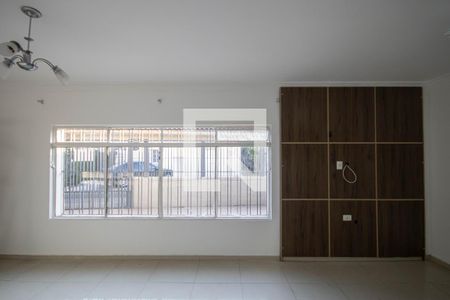 Sala de casa para alugar com 3 quartos, 240m² em Jardim Daysy, São Paulo